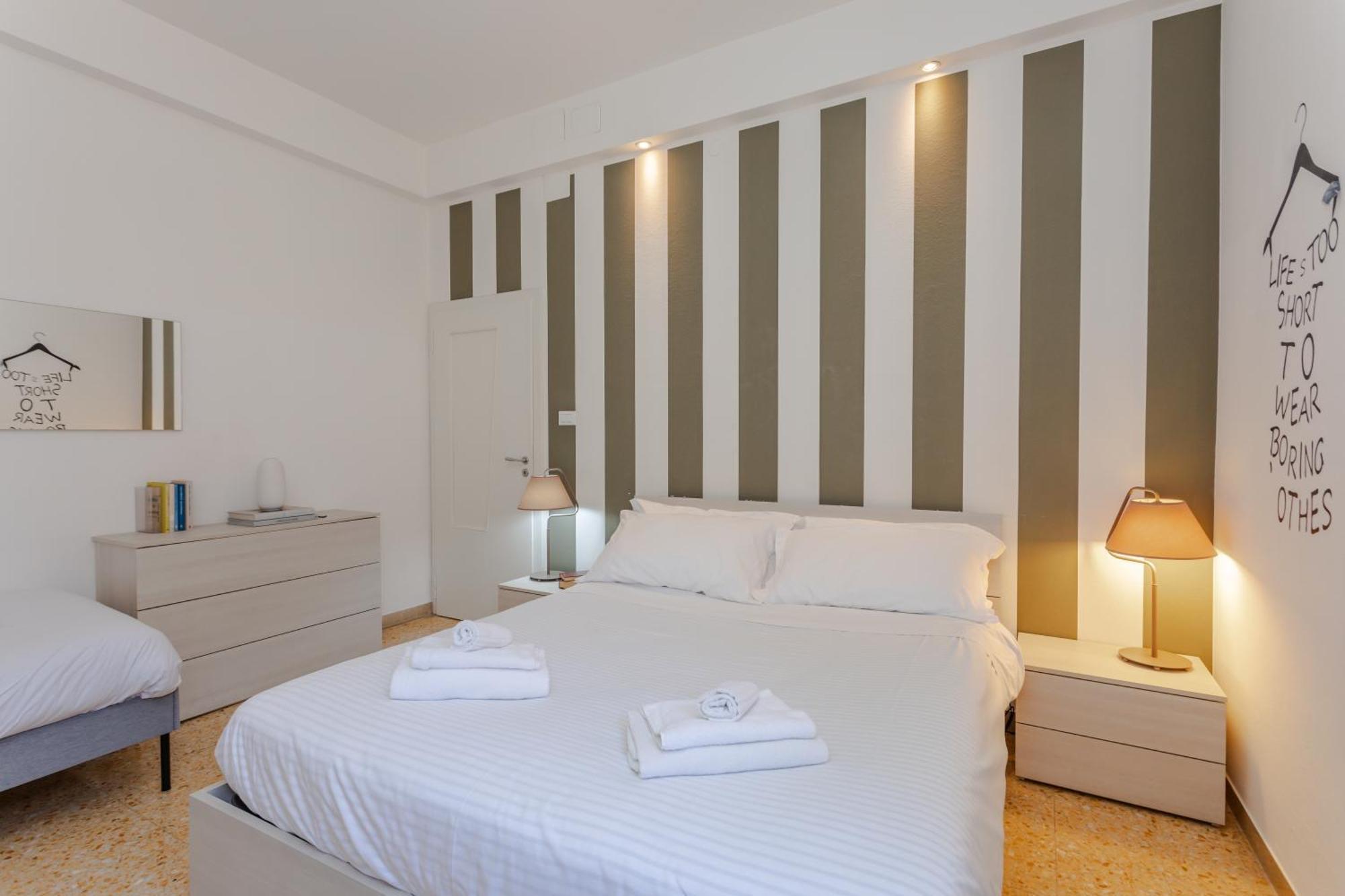 Apartament Family 3 Bolonia Zewnętrze zdjęcie
