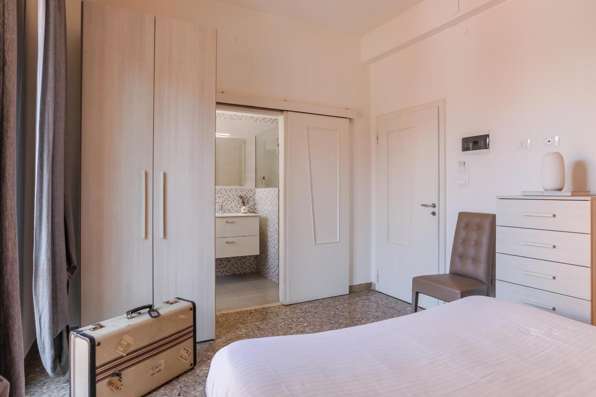 Apartament Family 3 Bolonia Zewnętrze zdjęcie